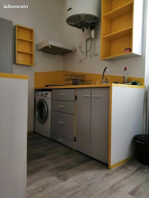Résidence Les Volets Bleus: Studio de 30 m² classé 2 * Rochefort  Esterno foto